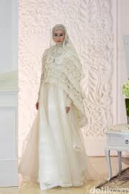 21+ tips foto desain baju batik remaja terindah di media mainstream, title. Desain Baju Nikah Syari Diary Hijaber