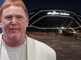 Mark Davis Welcomes Raiders To 'Death Star,' First Practice At New Stadium