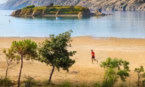 Gönnen sie sich eine unterkunft mit hotelkomfort im wunderschönen ambiente des san marino camping resorts. Strand Und Wellness San Marino Camping Resort By Valamar Rab Kroatien