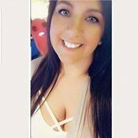 Angela Kleckner's Instagram, Twitter & Facebook