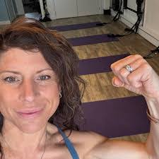 Kari Corbin's Instagram, Twitter & Facebook