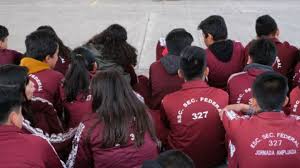 Nada moviliza más el morbo del mexicano que las morritas de secundaria ¿a poco mentimos? Uhceebyn9ly38m
