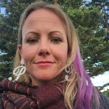 Dana Parker's Instagram, Twitter & Facebook