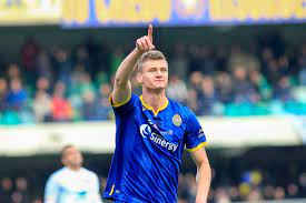 Paweł dawidowicz (born 20 may 1995) is a polish footballer who plays as a centre back for italian club hellas verona. Serie A Pawel Dawidowicz Strzelil Gola Hellas Werona Wygral Mecz Beniaminkow Z Us Lecce Sport Wp Sportowefakty