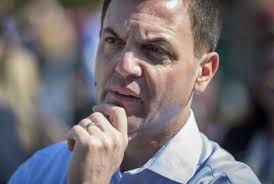 Hudak faces tough crowd in Peterborough town hall