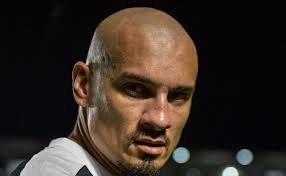 Vasco pode dispensar Maicon, Victor Luis e +5 no fim do ano; Veja lista