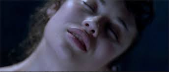 Olga kurylenko news, gossip, photos of olga kurylenko, biography, olga kurylenko boyfriend list 2016. L Annulaire Critique Et Analyse Du Film De Diane Bertrand