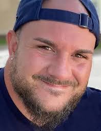 Tyler Hebert's Instagram, Twitter & Facebook