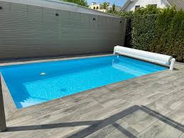 Dieser 6x3m Pool Mit Automatischem Oberflurrolladen Haben Wir Heute Fertig Installiert Meinpoo Kleiner Pool Design Gartenpools Gartengestaltung