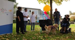 In nederland houdt het koninklijk nederlands geleidehonden fonds (kngf) zich hier sinds 1935 mee bezig. Ppg Completes Colorful Communities Project At Royal Dutch Guide Dog Foundation In Amstelveen Coatings World