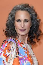 32 best celebrity bobs—from curly crops to sleek blunt cuts