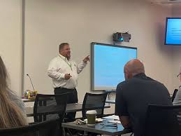 UofL Family Business Center (@UofLfamilybiz)