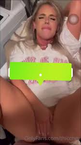 Whitney  Thiccney getting fucked in missionary part 2