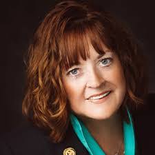 Jennifer Embree's Instagram, Twitter & Facebook