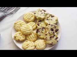 Two Easy Shortbread Cookies From One Cookie Dough Holiday Shortbread Cookie Recipe Youtube Cookie Recipes Shortbread Cookies Easy Shortbread Cookie Recipe