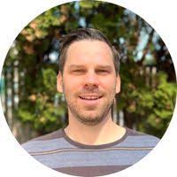 Jordan Linville's Instagram, Twitter & Facebook