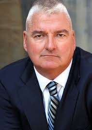 Eric Fenton's Instagram, Twitter & Facebook