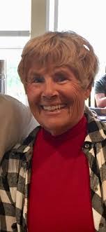 Luz Stuart's Instagram, Twitter & Facebook