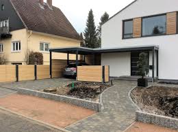 Pin By Haja Andrianirina Ralaiharo On Ogrodowe Carport Designs Pergola Carport House With Porch