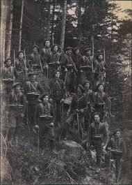 Les 560 premiers exemplaires ont été livrés aux chasseurs alpins. France Militaire Le 13e Bataillon De Chasseurs Alpins 13e Bca Ca 1895 Vintage Silver Print By Photographie Originale Original Photograph 1895 Photograph Photovintagefrance