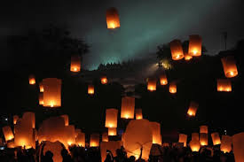 This sub is about finding beauty in the the world around us, from the simple and ordinary to. Loi Krathong Festival 5 Things To Know About The Thai Lantern Festival