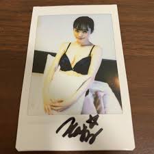 Amazon.co.jp: 月雲よる 湯女美人 直筆サイン入りチェキ : おもちゃ