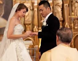 Rianti rhiannon cartwright adalah wanita kelahiran bandung, 22 september 1983 yang berprofesi sebagai model, aktris, dan vj mtv indonesia. Pindah Keyakinan Lalu Nikahi Pria Sukses Rianti Cartwright Kini Tinggali Rumah Mewah Dengan Dapur Ala Luar Negeri Semua Halaman Sajian Sedap