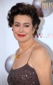 An atlanta prosecutor (sean young) sets her own trap for a sexual dominator (patrick bergin) who poses as a famous photographer. Sean Young Wikipedia