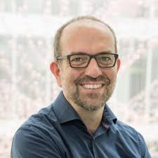 Happy to say that I've successfully defended my PhD from the School of  Biomedical Engineering at UBC. Thankful for years of supervision from the  dynamic duo of Robert Rohling and Christopher Nguan. |