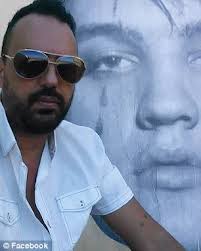 Artist accused of stealing Michelle Obama idea for mural