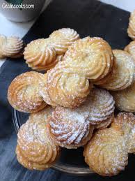 Pour Completer La Serie Des Petits Sables De Noel Qui Enjoliveront Une Salade De Fruits Ou Une Tasse De The Je Vous Teacake Cuisine Et Boissons Recette Sable