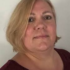 Lisa Kurowski's Instagram, Twitter & Facebook