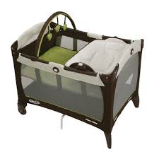 Graco Baby Pack N Play Playard With Reversible Napper And Changer Go Green Graco Http Www Amazon Com Dp B00gy8 Baby Pack And Play Pack And Play Pack N Play