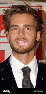 Alex Sadie's Instagram, Twitter & Facebook