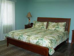 Bassett Fifth Avenue Bedroom Set Parrot Lamps From Expo Home Depot And Tommy Bahama Bedding Bedroom Set Home Pinterest Home