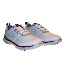 These products are very lightweight and you'll feel extra mobile in them. Best Golf Shoes For 2021 5 Pairs Of Shoes Every Golfer Will Always Need