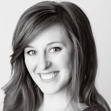 Idania Reyes's Instagram, Twitter & Facebook