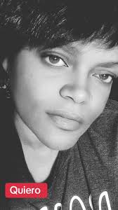 Carmen Richardson (@cquattro808)