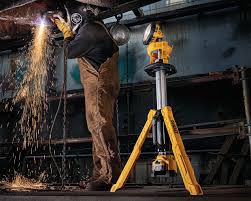 Dewalt 20v Max Cordless Tripod Light