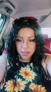 Jackie Farrington's Instagram, Twitter & Facebook