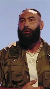 Émotion de La Fouine aux Flammes: hommage et acclamations envers la légende  du rap