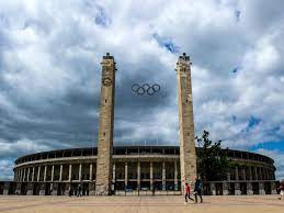 The stadium don't run tours, so don't attend (like me) and expect to see anything other than the outside of the stadium and a few fences. Stadio Olimpico Di Berlino Berlin De