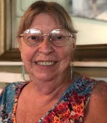 Donna Windle's Instagram, Twitter & Facebook