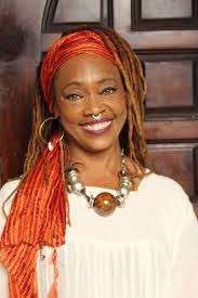 Shirley Barr's Instagram, Twitter & Facebook