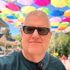 Greg Low's Instagram, Twitter & Facebook