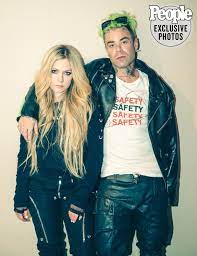 In the interview, lavigne describes barely being able to eat. Avril Lavigne Had An Immediate Connection With Boyfriend Mod Sun People Com
