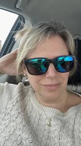 Sir, I'm sorry to bother you, but I've been trying to reach you for days. I  just wanted to say "hello" to brighten my day. 🥺❤️