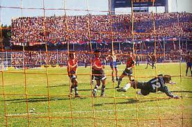 Lisandro de la torre (rosario, provincia de santa fe). 1997 Es Un Afano Suspendanlo El Grafico