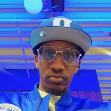 After the Browns named Dillon Gabriel their new starting quarterback,  Shedeur Sanders reacted today with a full mime: