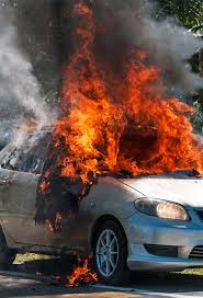 Hantar ke bengkel kenderaan yang bertauliah untuk proses baik pulih yang berkualiti dengan alat ganti yang tulen. 7 Punca Kereta Terbakar Macam Mana Nak Elak